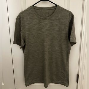 Fabletics Men’s large OD green shirt